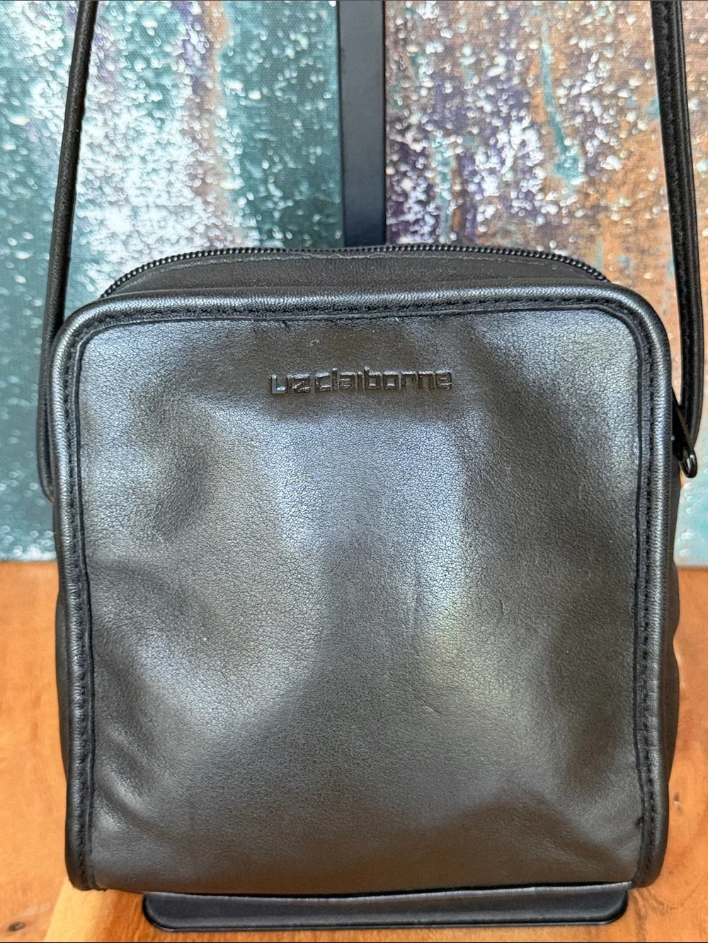 Liz Claiborne Vintage 1980’s Minimalist Mini Leather Crossbody Bag Black‎ EVC